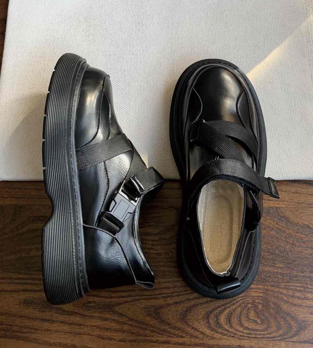 Autumn Casual Sneakers Leather Unique Fashion Type